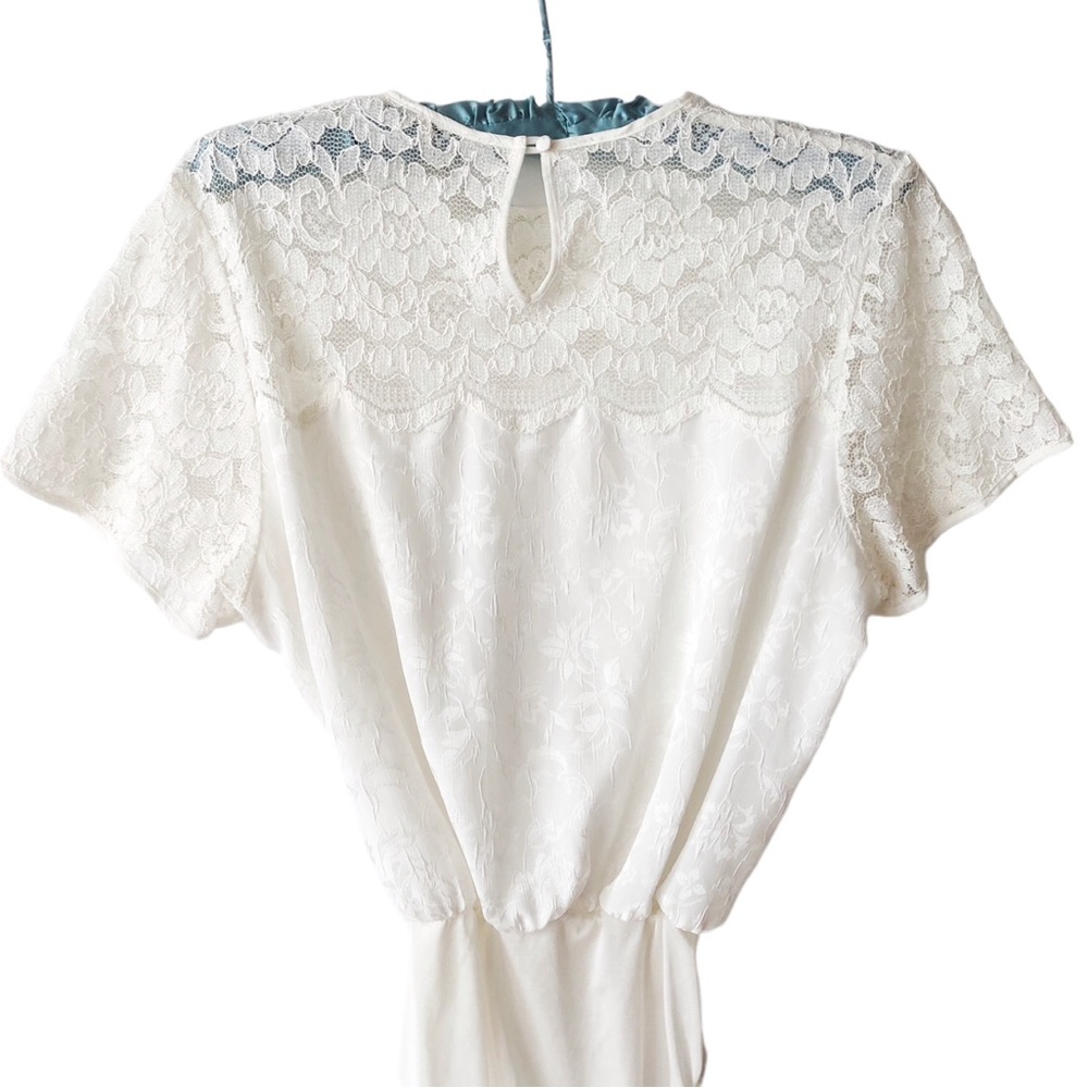Bodysuit Short Sleeve Cream Satin and Lace Marks & Spencer Size 14/Large - Picture 8 of 16